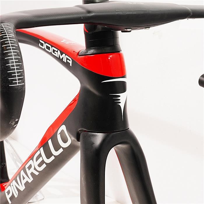 Fシリーズの到達点。PINARELLO F12 DISKのフレームセットあります。