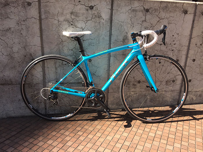 きっとあなたを幸せにしてくれる「サムシングブルー」TREK 2016年モデル Emonda SL5 WOMEN'S | 自転車買取クラウンギアーズブログ